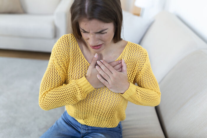 Hypochondriacs, Look Away: 61 Seemingly Innocent Health Symptoms That Terrify Doctors