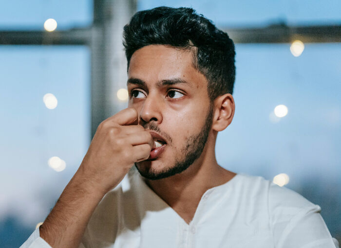 Hypochondriacs, Look Away: 61 Seemingly Innocent Health Symptoms That Terrify Doctors