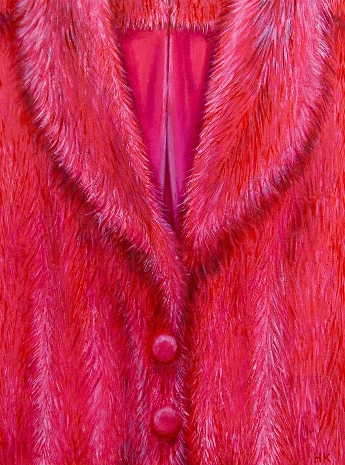 This Artist Turns Jumpers, Fur Coats, And Slogan T-Shirts Into Striking Portraits Of Identity (50 Pics) This Artist Turns Jumpers, Fur Coats, And Slogan T-Shirts Into Striking Portraits Of Identity (50 Pics)