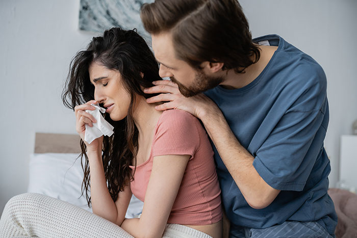 Woman Babysits On Weekends, Her Clueless BF Just Can’t Figure Out Why She Keeps Ignoring Him Woman Babysits On Weekends, Her Clueless BF Just Can’t Figure Out Why She Keeps Ignoring Him