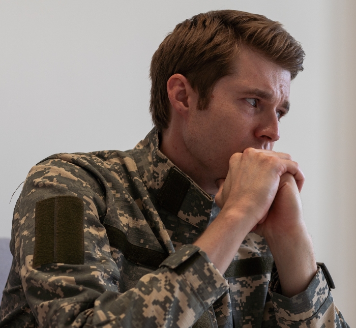 Service Member Feels Entitled To Window Seat As He’s In Uniform, Acts Smug When He’s Asked To Move Service Member Feels Entitled To Window Seat As He’s In Uniform, Acts Smug When He’s Asked To Move