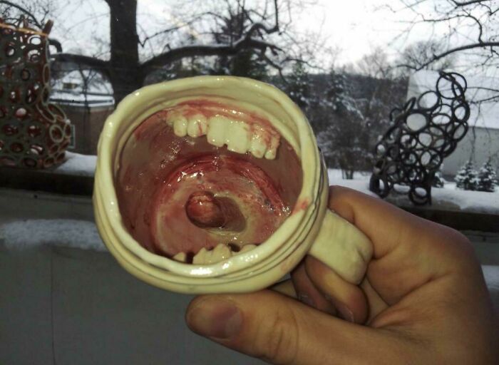 74 Unhinged Secondhand Finds That Prove One Person’s Trash Is Another Person’s Cursed Treasure 74 Unhinged Secondhand Finds That Prove One Person’s Trash Is Another Person’s Cursed Treasure