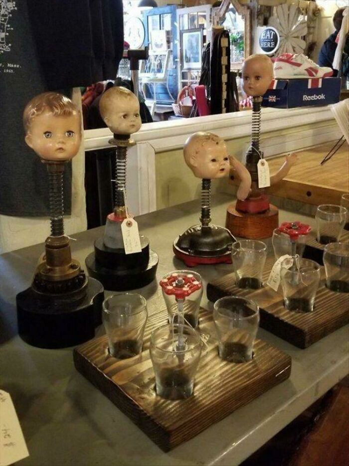 74 Unhinged Secondhand Finds That Prove One Person’s Trash Is Another Person’s Cursed Treasure 74 Unhinged Secondhand Finds That Prove One Person’s Trash Is Another Person’s Cursed Treasure