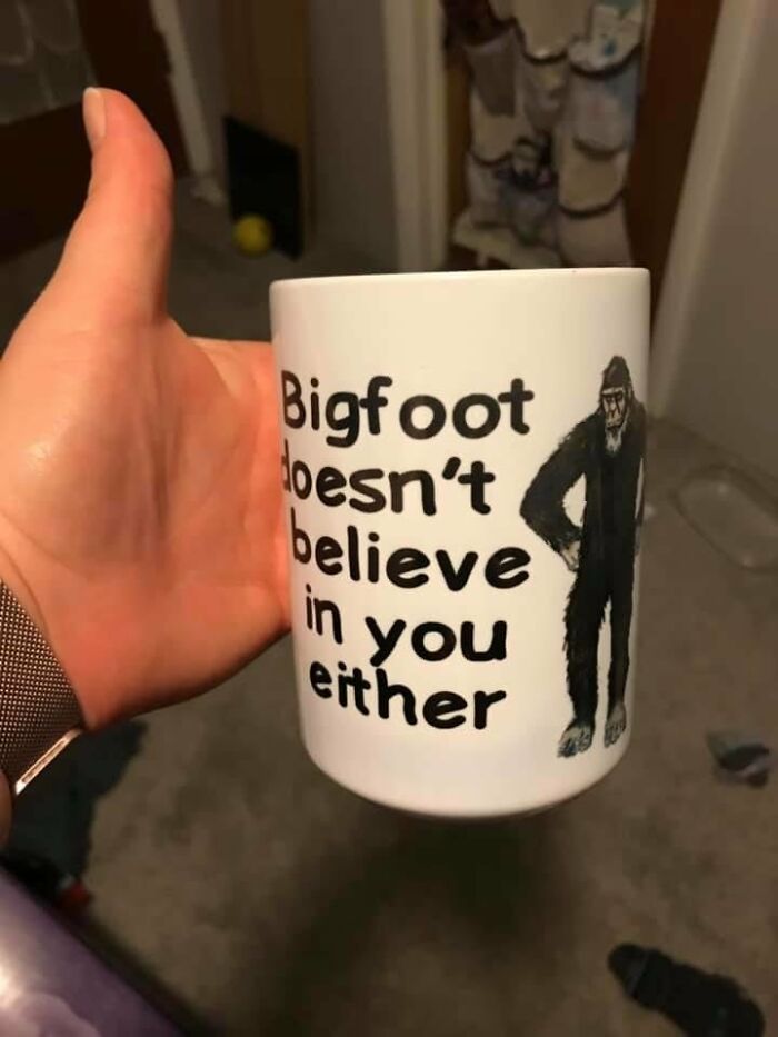 74 Unhinged Secondhand Finds That Prove One Person’s Trash Is Another Person’s Cursed Treasure 74 Unhinged Secondhand Finds That Prove One Person’s Trash Is Another Person’s Cursed Treasure