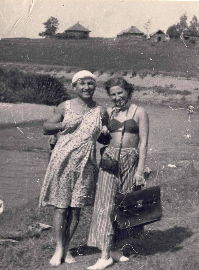77 Candid Old Photos That Reveal What The World Actually Looked Like Generations Ago (New Pics)