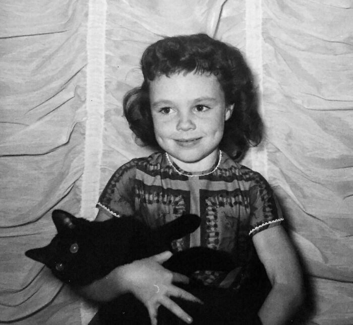 77 Candid Old Photos That Reveal What The World Actually Looked Like Generations Ago (New Pics)