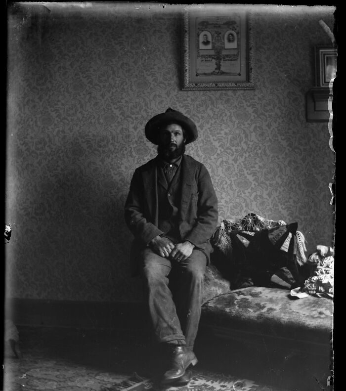 77 Candid Old Photos That Reveal What The World Actually Looked Like Generations Ago (New Pics)