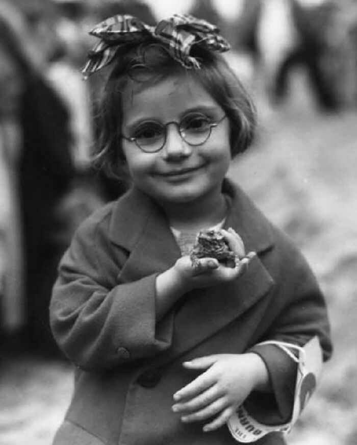 77 Candid Old Photos That Reveal What The World Actually Looked Like Generations Ago (New Pics)
