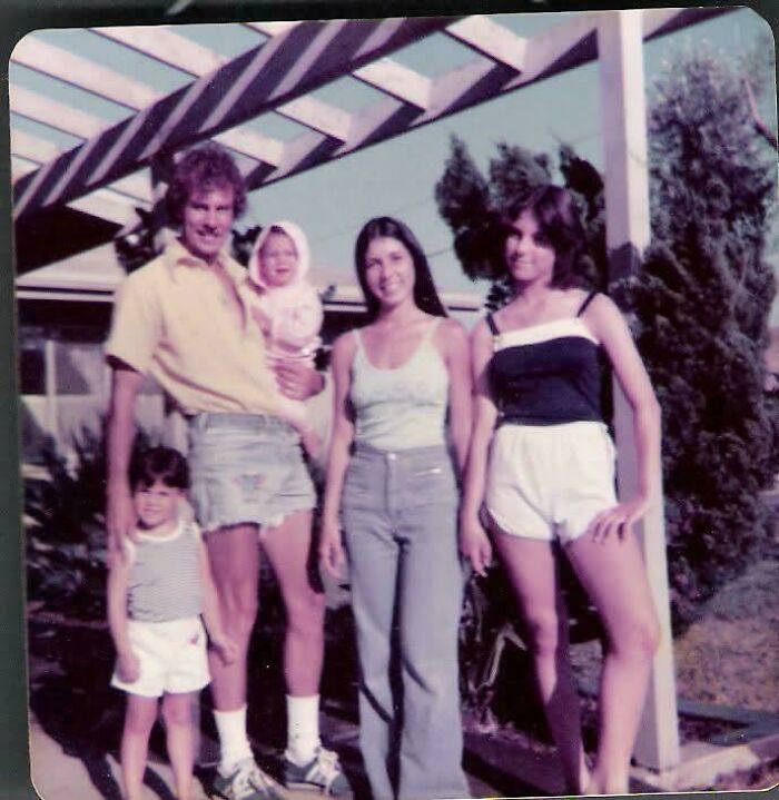 77 Candid Old Photos That Reveal What The World Actually Looked Like Generations Ago (New Pics)