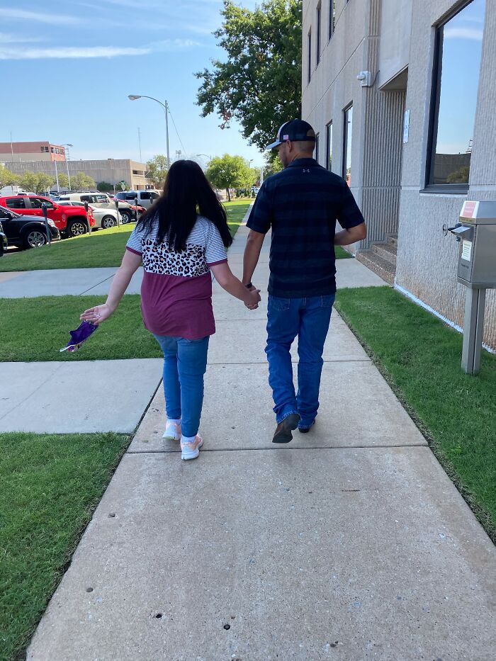 &ldquo;Even After 40 Years Together&rdquo;: 90 Women Share The Sweetest Proof They Found The Right Man