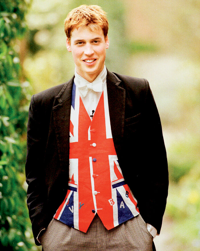 Prince George&rsquo;s Official Eton College Portrait Sparked Wave Of Reactions As Royal Fans Noticed The Same Detail