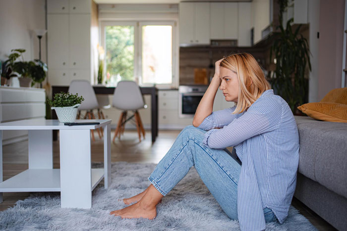 Woman Dumps Four Different Men At Bestie’s Apartment, Mad When Her Breakup Spot Gets Shut Down Woman Dumps Four Different Men At Bestie’s Apartment, Mad When Her Breakup Spot Gets Shut Down
