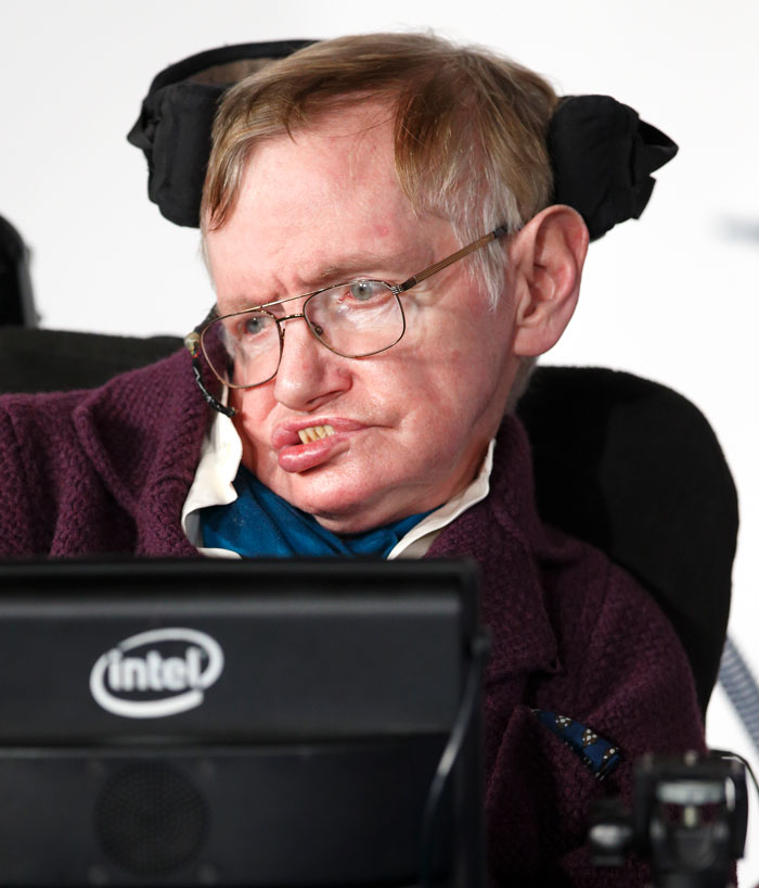Stephen Hawking&rsquo;s 2014 Warning About AI Resurfaces After Anthropic Researcher Jacob Coxon Resigns