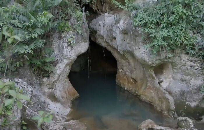 Eerie Places From Around The World That Still Carry Legends Of Ancient Entrances To Hell