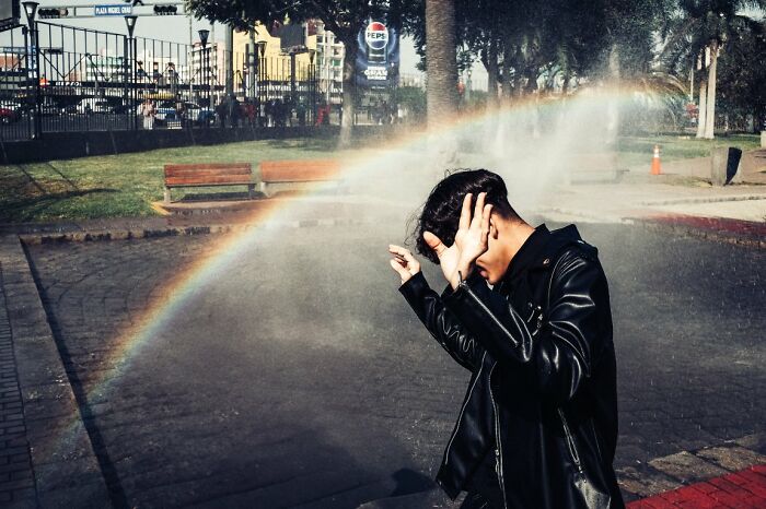 100 Candid Street Photos From The 2025 URBAN Photo Awards