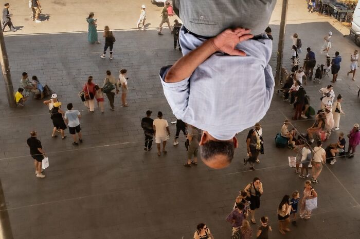 100 Candid Street Photos From The 2025 URBAN Photo Awards