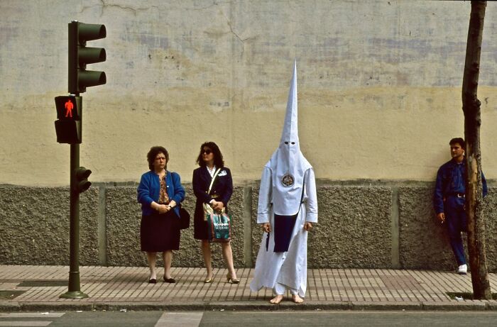 100 Candid Street Photos From The 2025 URBAN Photo Awards