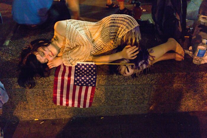 100 Candid Street Photos From The 2025 URBAN Photo Awards