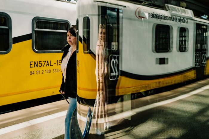 100 Candid Street Photos From The 2025 URBAN Photo Awards