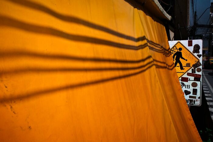 100 Candid Street Photos From The 2025 URBAN Photo Awards