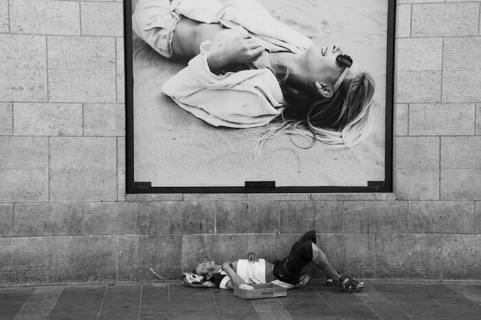 100 Candid Street Photos From The 2025 URBAN Photo Awards