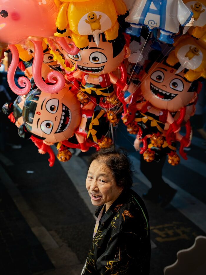 100 Candid Street Photos From The 2025 URBAN Photo Awards