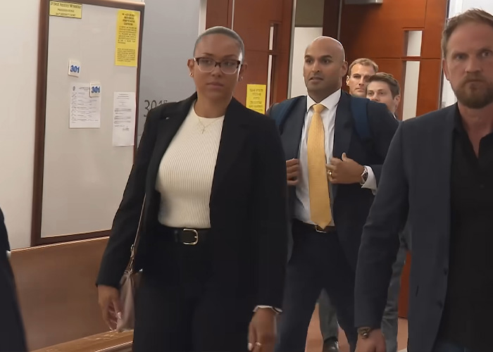 Surrogate Who Refused To End The Pregnancy Slammed By Child’s Biological Parents Over Supreme Court Bid