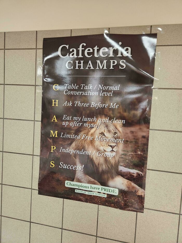 82 Hilariously Unhinged Design Fails That Should Have Never Been Approved (New Pics)