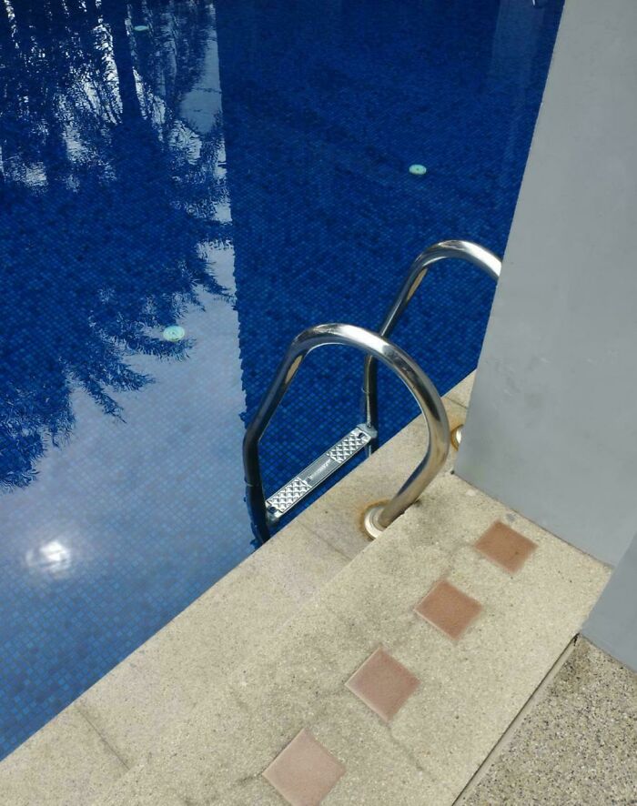 82 Hilariously Unhinged Design Fails That Should Have Never Been Approved (New Pics)