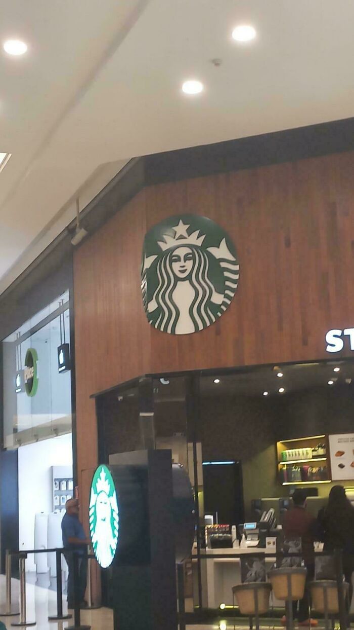 82 Hilariously Unhinged Design Fails That Should Have Never Been Approved (New Pics)