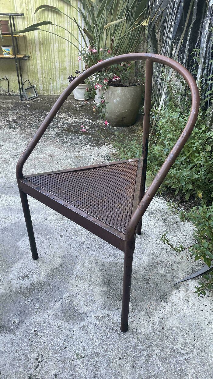 82 Hilariously Unhinged Design Fails That Should Have Never Been Approved (New Pics)