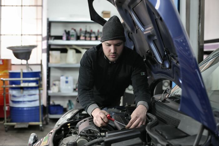 36 Industries That Are About To Collapse And Most People Don’t Even Realize