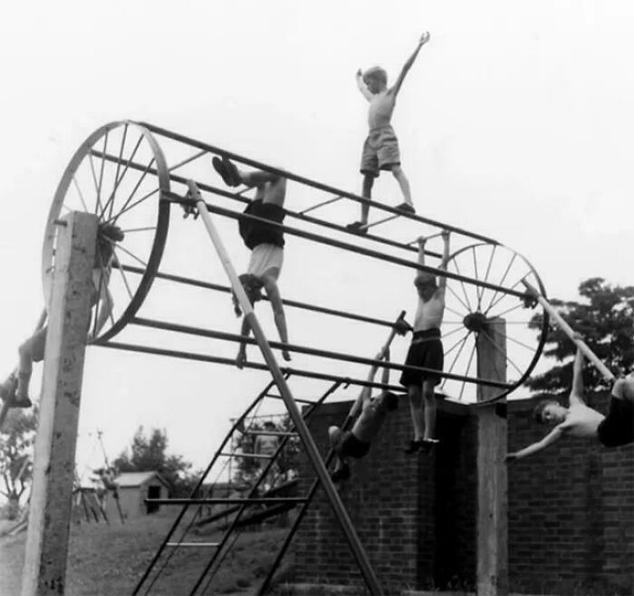 50 Playground Fails That Look Like They Were Designed By Someone Who Hates Children