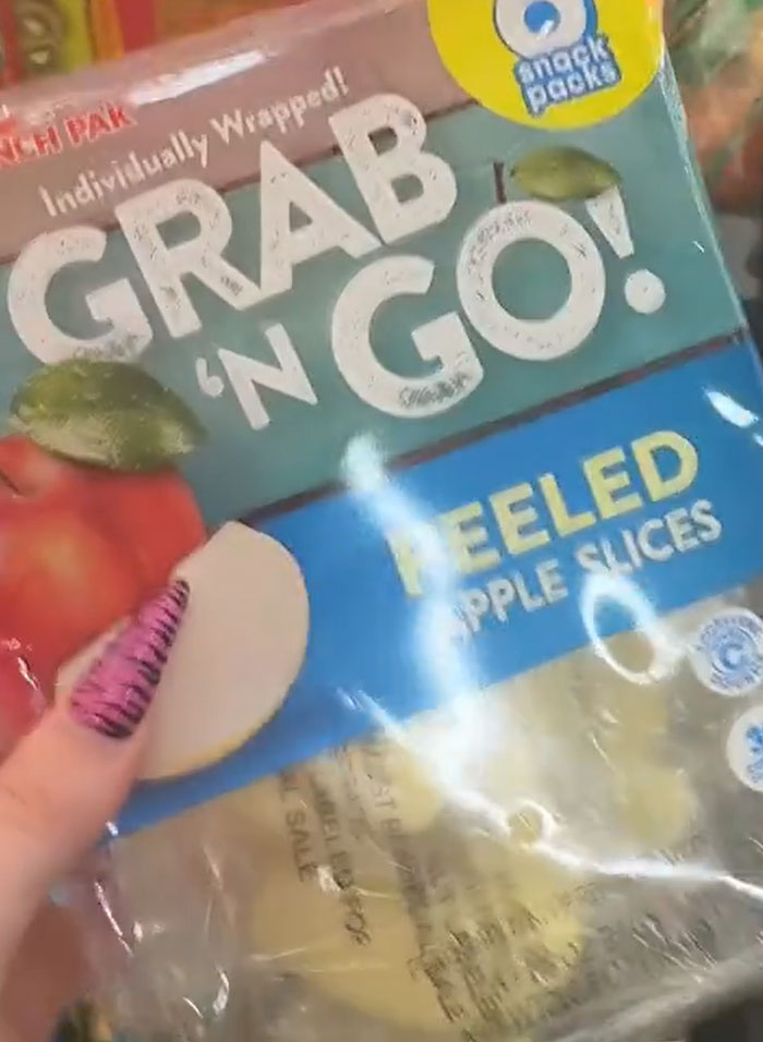 American Parents Fill The Whole Cart Of Groceries, People Try To Find Any Actual Food There