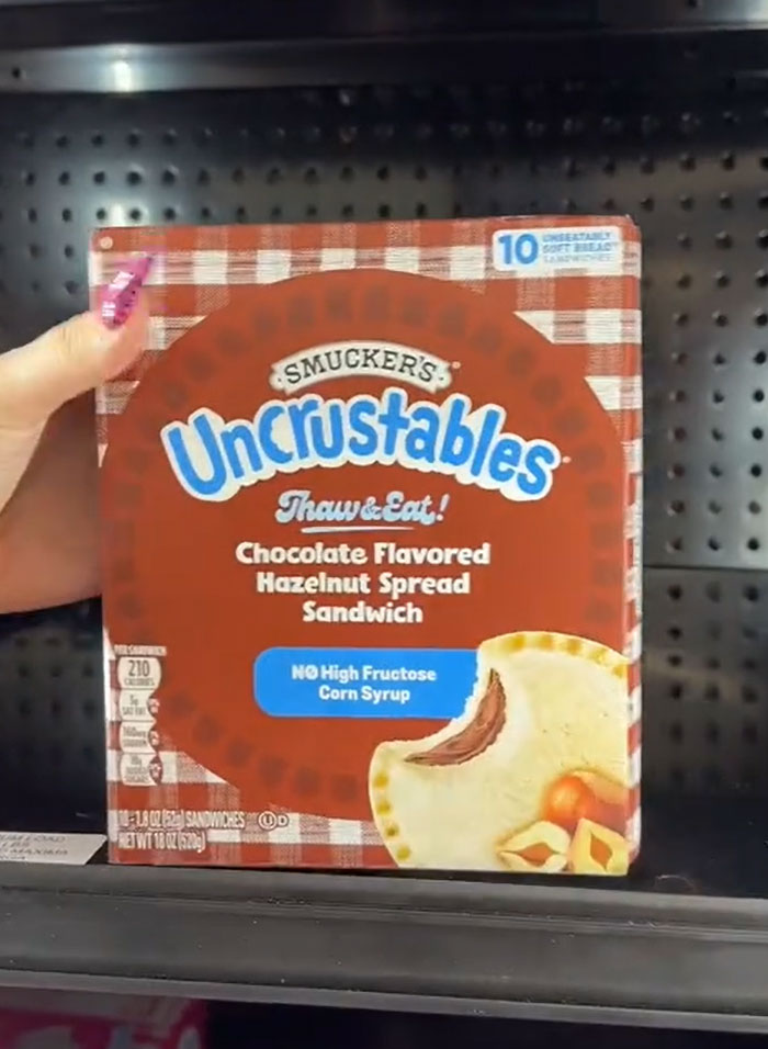 American Parents Fill The Whole Cart Of Groceries, People Try To Find Any Actual Food There