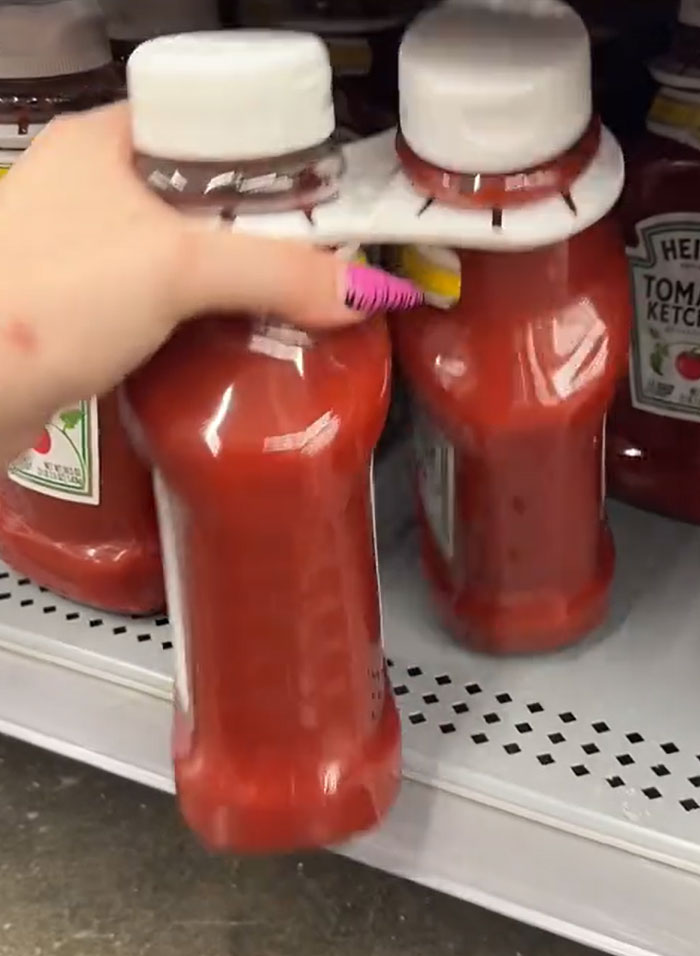 American Parents Fill The Whole Cart Of Groceries, People Try To Find Any Actual Food There