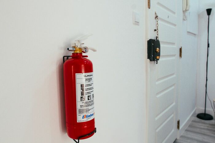 40 Safety Tips That Are Genius Ways For Women Living Alone To Protect Themselves