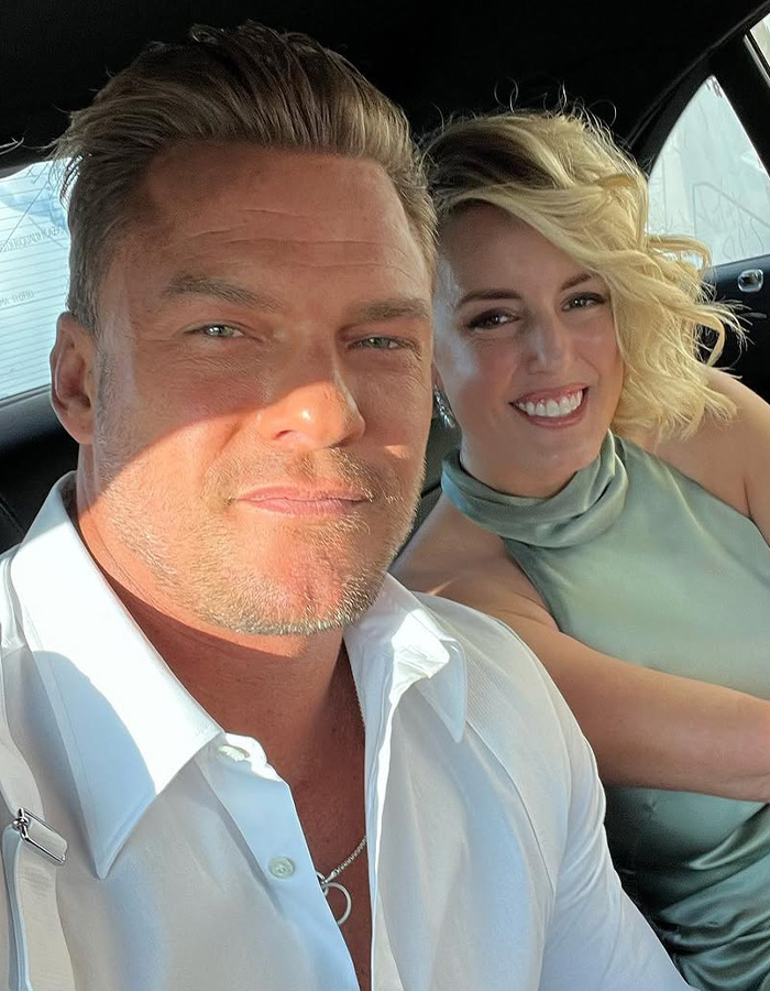 Fans Think Alan Ritchson May Have Come Out As Gay As He Announces Split From Wife Of 20 Years
