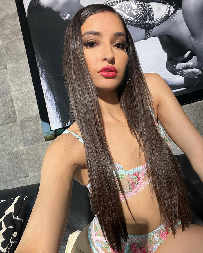 Emily Willis’ Family Reveals Sign They Say Proves Paralyzed Actress Is Conscious Of Her ‘Locked-In’ State Emily Willis’ Family Reveals Sign They Say Proves Paralyzed Actress Is Conscious Of Her ‘Locked-In’ State