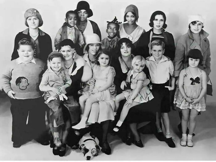 83 Fascinating And Emotional Historical Photos That Don&rsquo;t Let Us Forget The Past (New Pics)