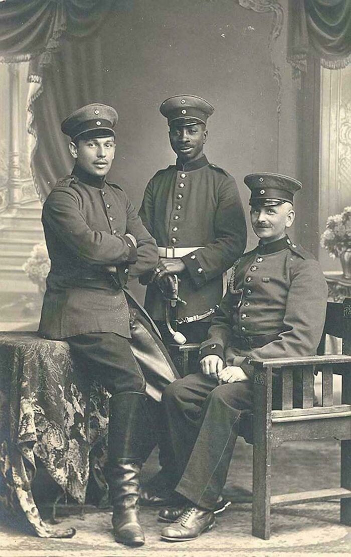 83 Fascinating And Emotional Historical Photos That Don&rsquo;t Let Us Forget The Past (New Pics)