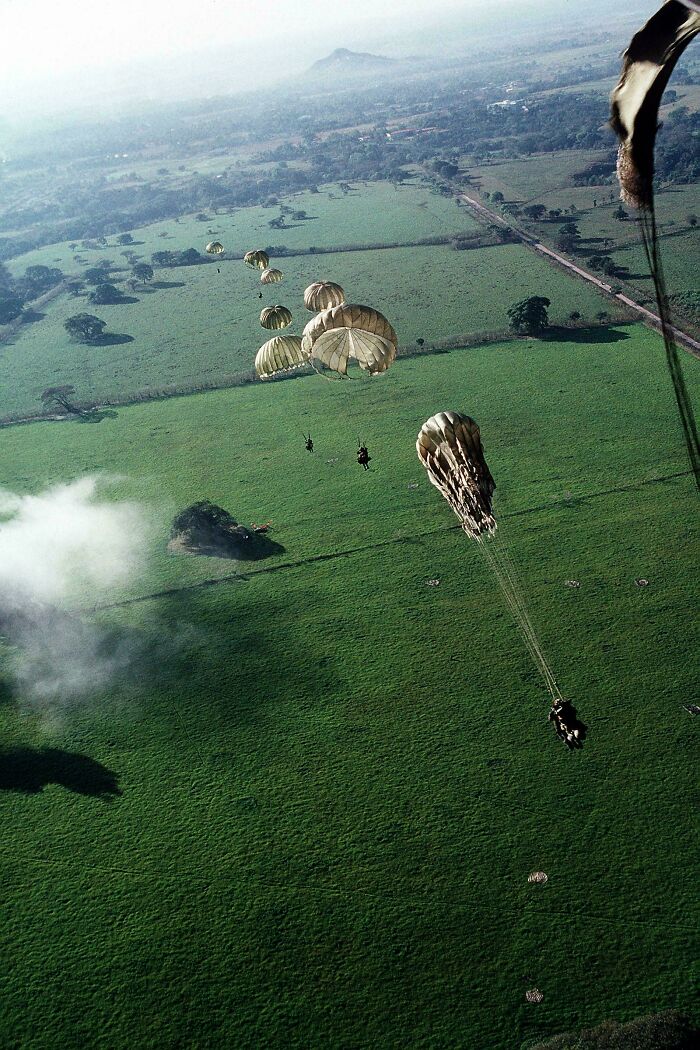 83 Fascinating And Emotional Historical Photos That Don&rsquo;t Let Us Forget The Past (New Pics)