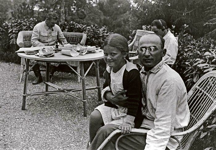 83 Fascinating And Emotional Historical Photos That Don&rsquo;t Let Us Forget The Past (New Pics)