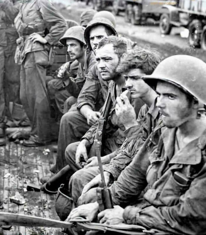 83 Fascinating And Emotional Historical Photos That Don&rsquo;t Let Us Forget The Past (New Pics)
