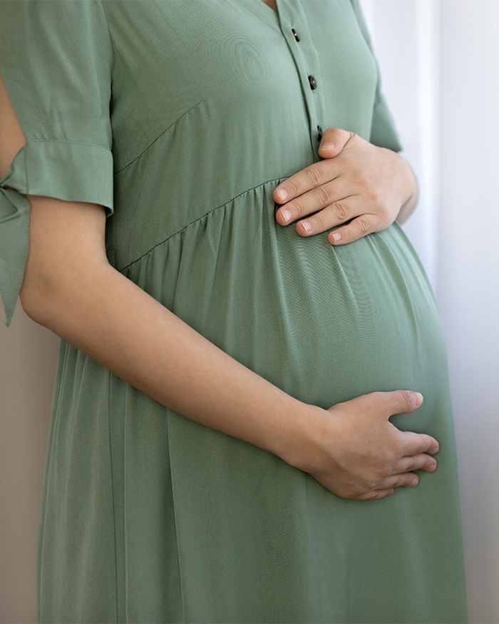 Woman Thought She Was Carrying Surrogate Baby For Single Dad, But Then A Bombshell Exposé Revealed The Disturbing Truth Woman Thought She Was Carrying Surrogate Baby For Single Dad, But Then A Bombshell Exposé Revealed The Disturbing Truth