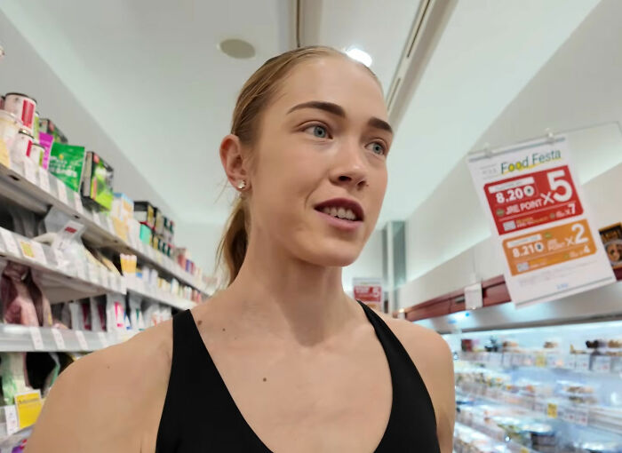 HYROX Athlete Sparks Backlash After Soiling Herself During Race But Refusing To Quit As Company Speaks Out HYROX Athlete Sparks Backlash After Soiling Herself During Race But Refusing To Quit As Company Speaks Out