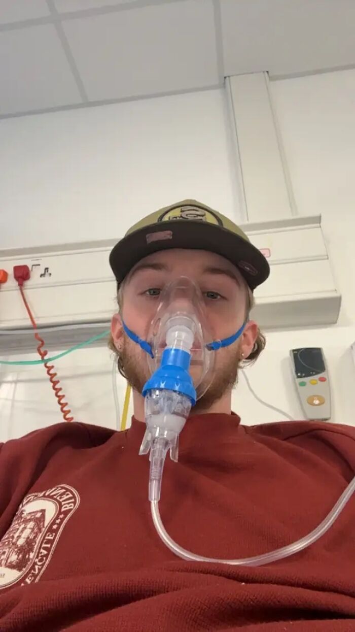 Teen’s ‘Innocent’ Vaping Habit Spirals Into 1,200 Puffs A Day, A Health Scare Finally Makes Him Quit