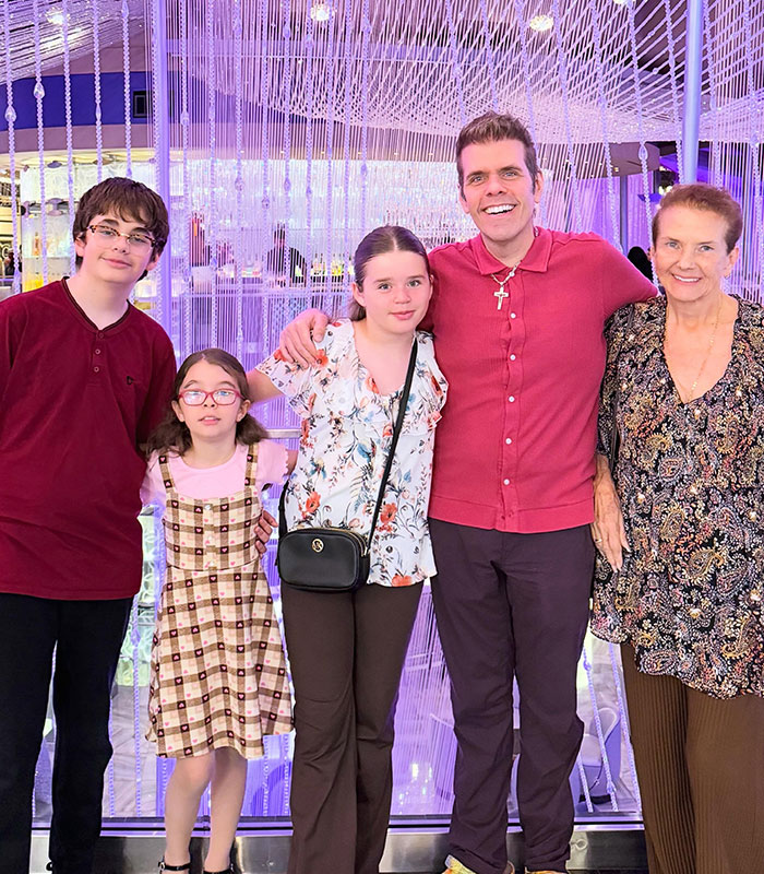 Perez Hilton&rsquo;s Crisis Deepens As His Latest Confession From Hospital Bed Raises Fresh Concerns