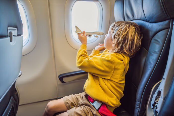 38 Worst Things A Passenger Could Do That Makes Flight Attendants Roll Their Eyes