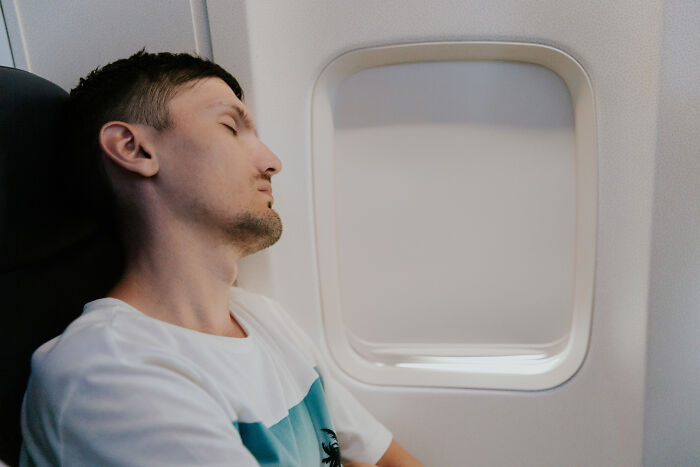 38 Worst Things A Passenger Could Do That Makes Flight Attendants Roll Their Eyes
